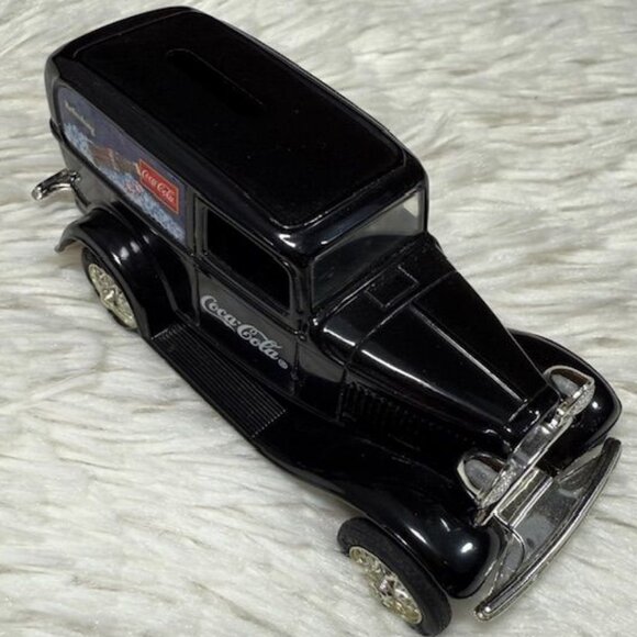 Vintage Coca-Cola Metal Black 1932 Ford Panel Delivery Bank Spinning Wheels - Picture 7 of 11